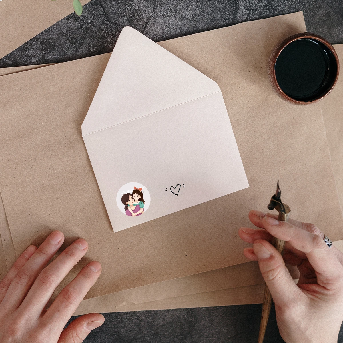 母の日のステッカーが付いた丸いラベル,パーソナライズされた,手作りのギフトカードの装飾,エンベロープ,ギフト包装ボックス,装飾,500個