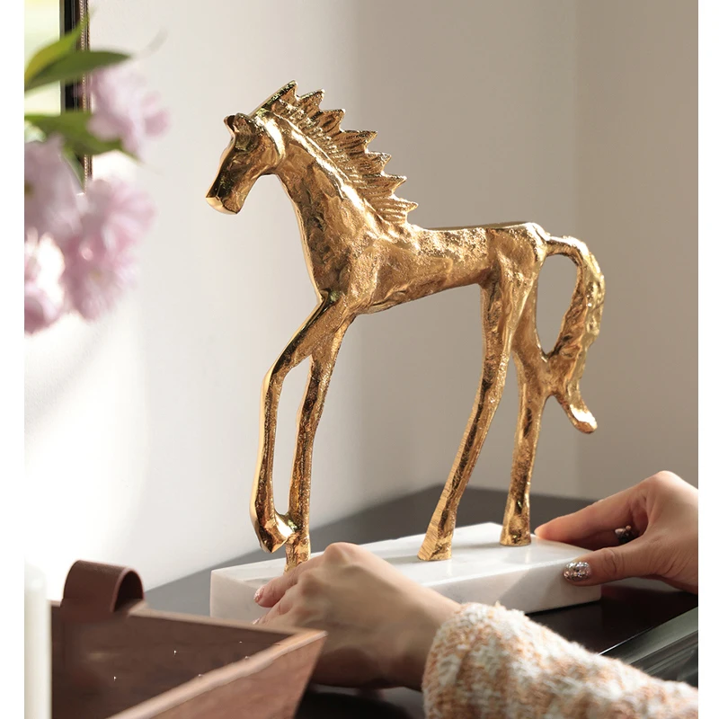 

Paris Golden Horse Aluminum Horse Statue Marble Base Home Living Room Bedroom Entryway Decorative Art Desktop Art Ornament