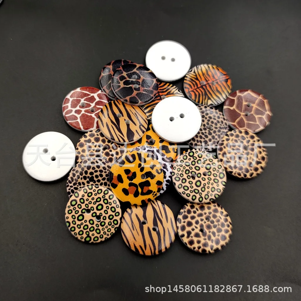 White background painted animal pattern wood buttons DIY exquisite leopard print clothing wooden buttons, two-eye wooden buttons
