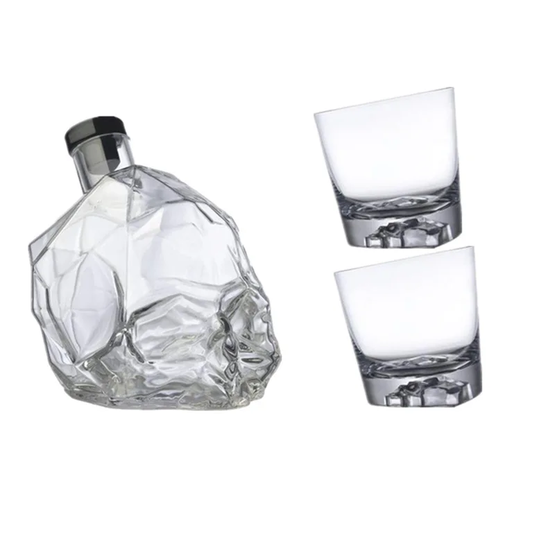 Crystal glass handmade creative skull whiskey glass bottle