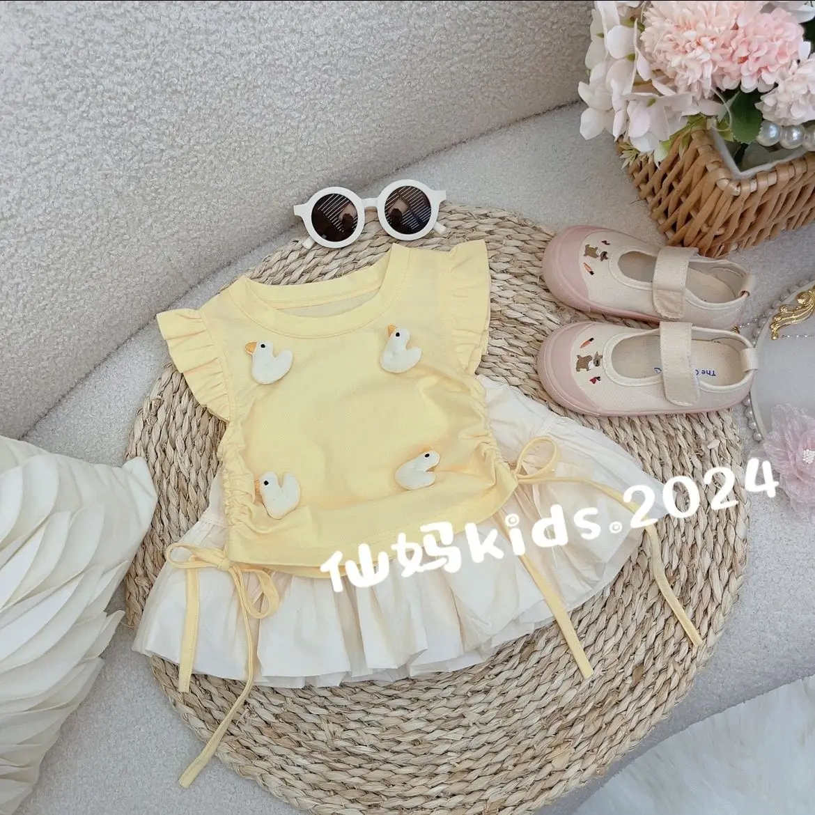 

Girls Set Flying Sleeve Duck Top+Flower Bud Shorts and Skirt Two-piece Suit for Outer Wear Children's Sets Loungewear Outfit