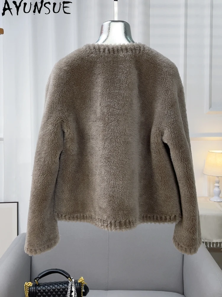 سترة نسائية من الصوف الطبيعي 100% من AYUNSUE لخريف وشتاء 2025 سترة أنيقة من الفرو ملابس نسائية ملابس خارجية قصيرة Abrigo Mujer