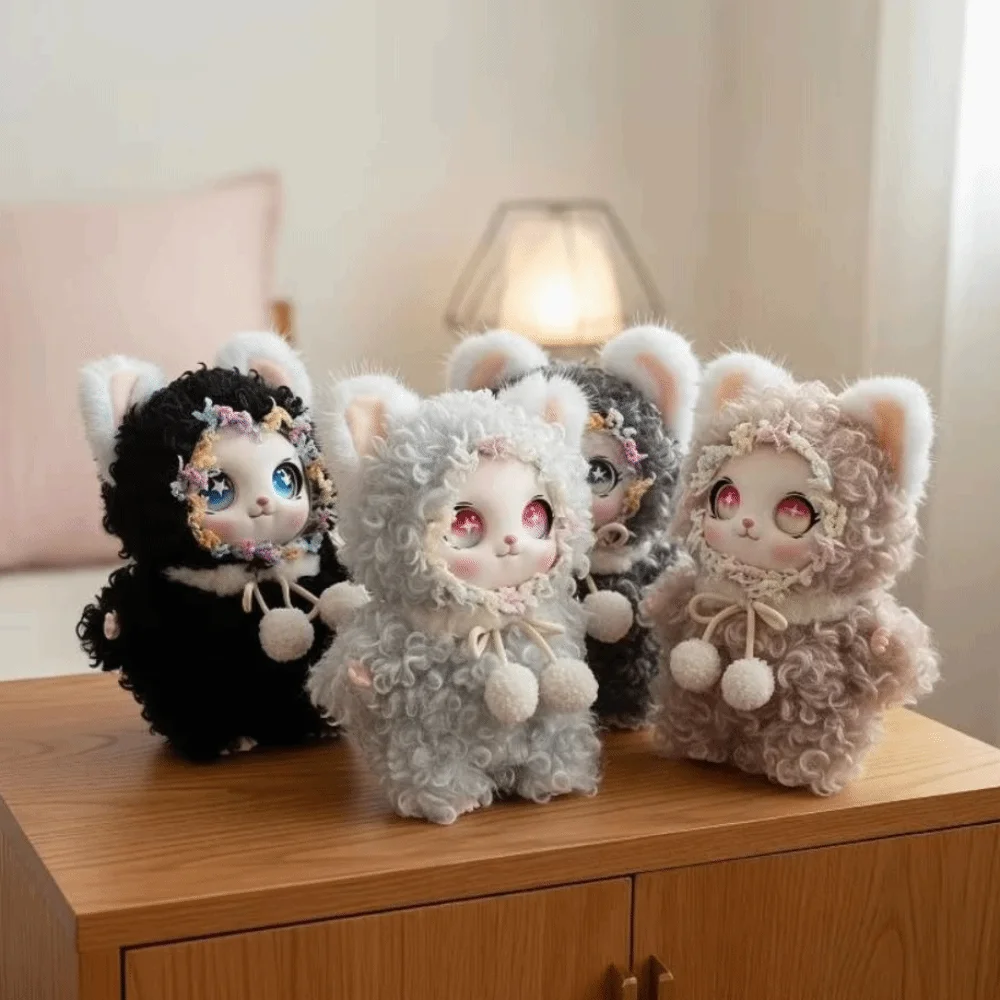 Fluffy Rabbit Keychain Sparkling Big Eyes Lint‑Resistant Cute Curly Rabbit Charm Skin-Friendly Handmade Bunny Pendant