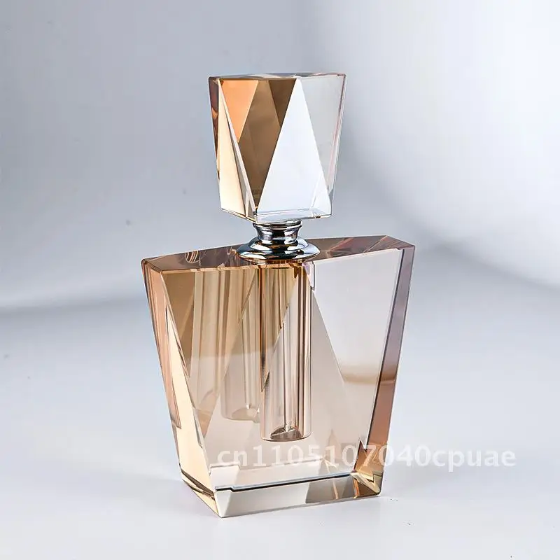 

Triangle Flavor Bottle Plating Champagne Art Ornaments Modern Light Luxury Home Decorations Crafts
