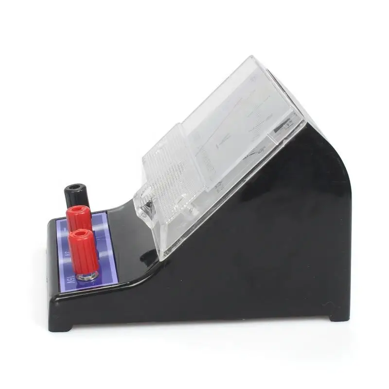 Laborgebrauch, physikalische Experimentierausrüstung, analoges Gleichstrom-Amperemeter, digitales Gleichstrom-Voltmeter, Amperemeter für Schüler