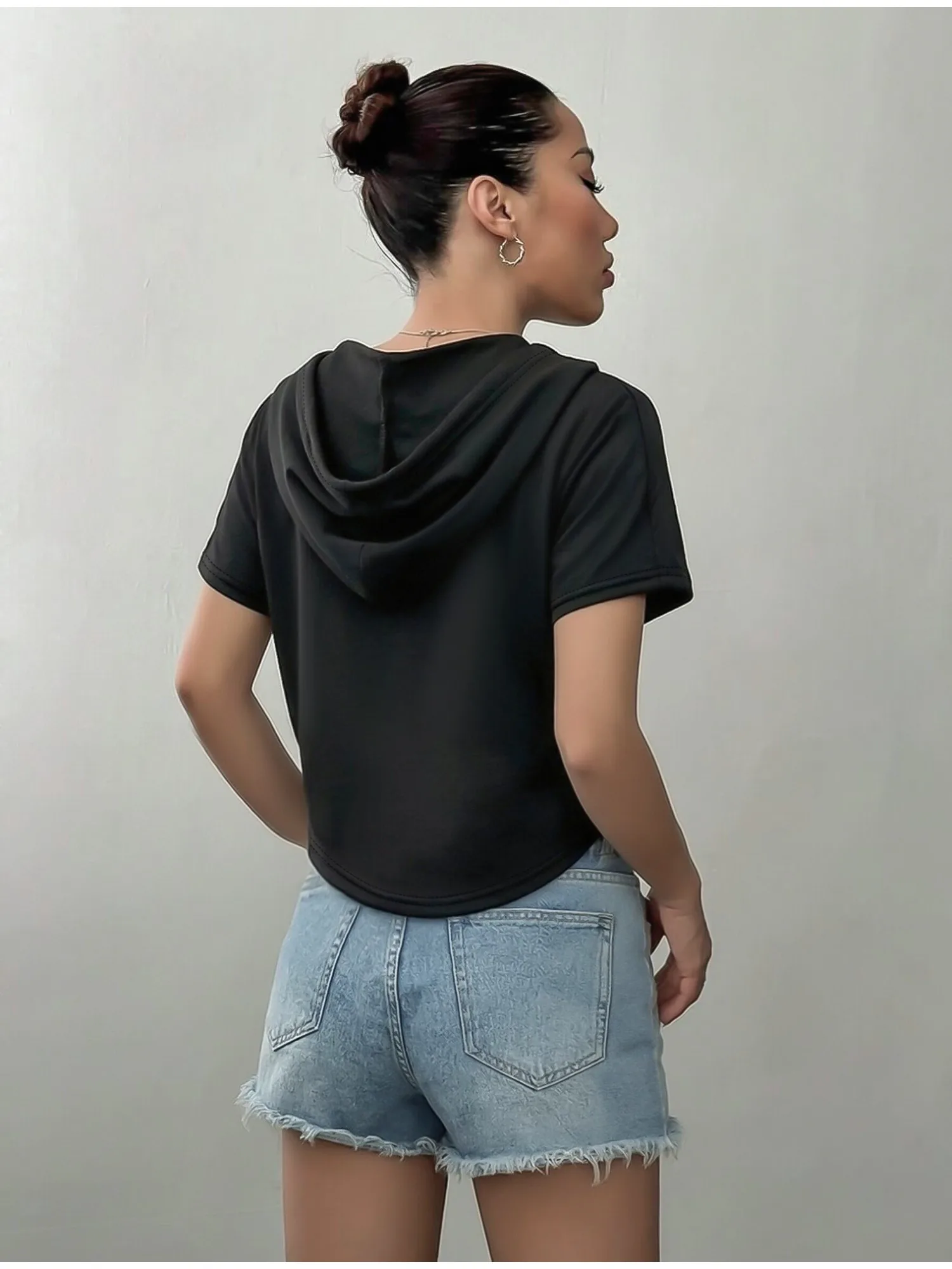 Ladies Summer Loose Cropped Hoodie Short Sleeve Half Zipper Ring Pull Drawstring Design Curved Hem Streetwear Blouse Shirts