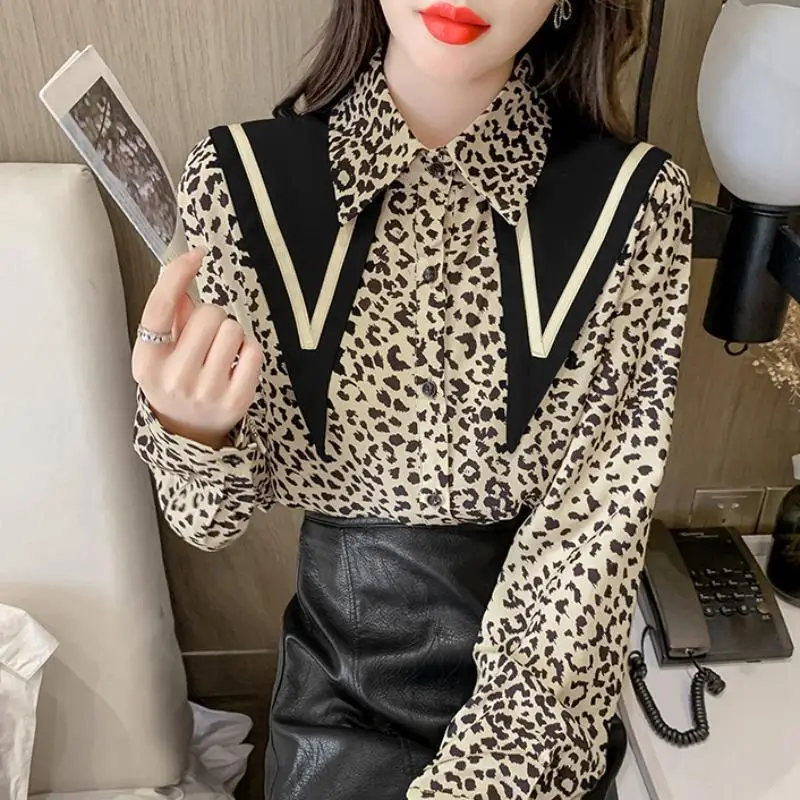 Autumn New Fashion Leopard Turn-down Collar Long Sleeve Blouse Ladies Temperament Buttons Patchwork Shirts Women Clothing Tops