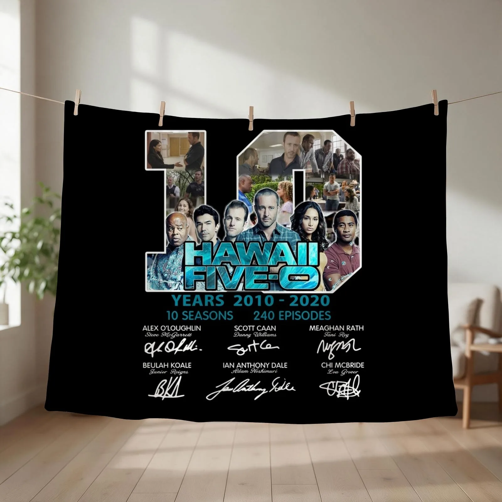 Hawaii Five O 10 Years 2010 2020 Signatures Short Throw Blanket warm for winter funny gift Weighted Fashion Sofas Blankets