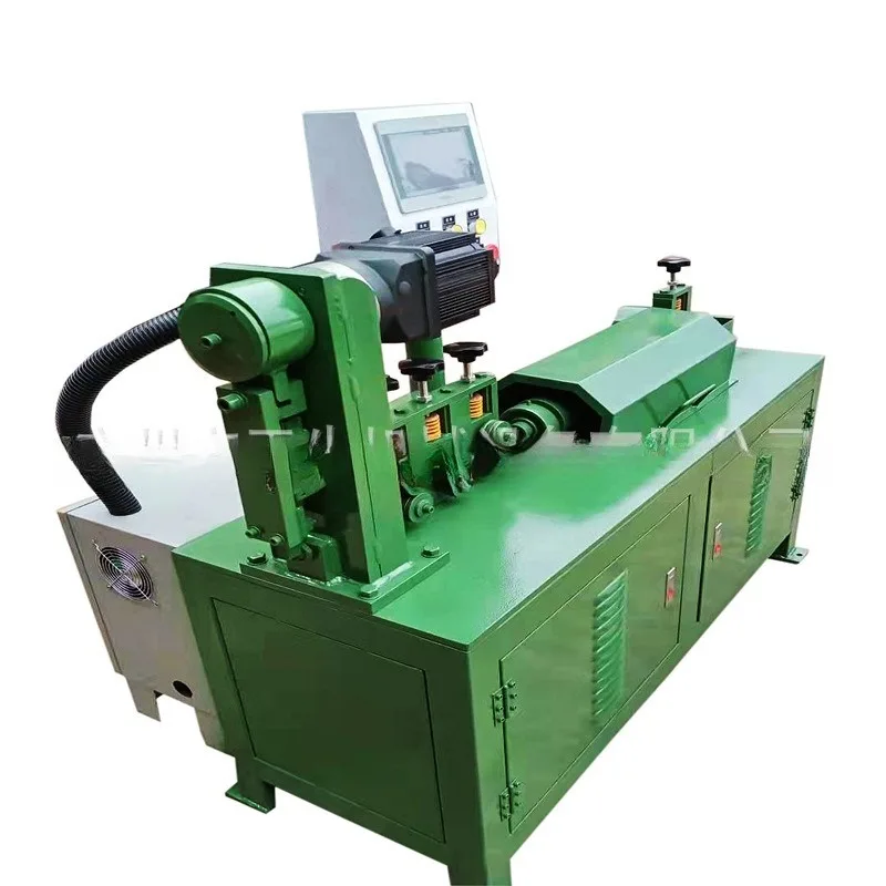 Automatic servo numerical control straightening and chamfering cutting machine