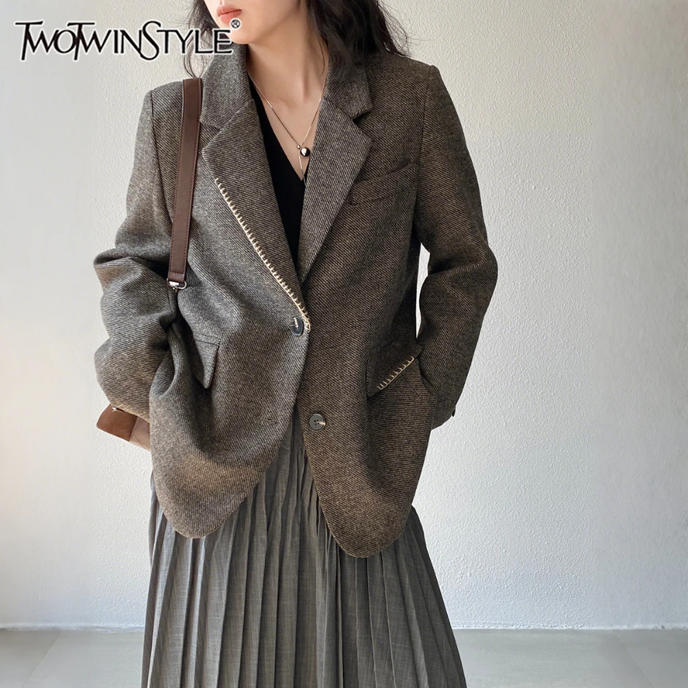 

TWOTWINSTYLE Coffee Spliced Pocket Jacket Female Lapel Long Sleeve Loose French Streetwear Women's Jackets Autumn Fashion New