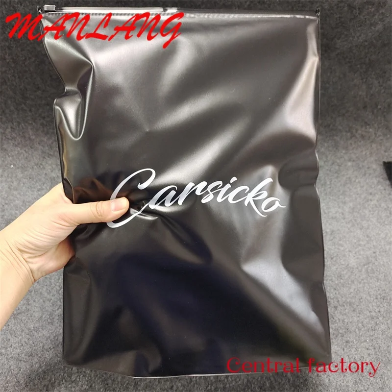 Sac d'Emballage de Vêtements Personnalisé avec Logo de Marque, en Plastique Noir, Réutilisable, Givré, pour T-shirt, Vente en Gros