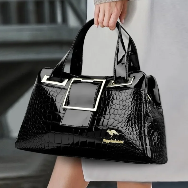 

Stylish Classic Designer Diaper Bag For Women Crossbody Handbag Luxury Leather Tote Large Capacity Unique Letter Logo Simple