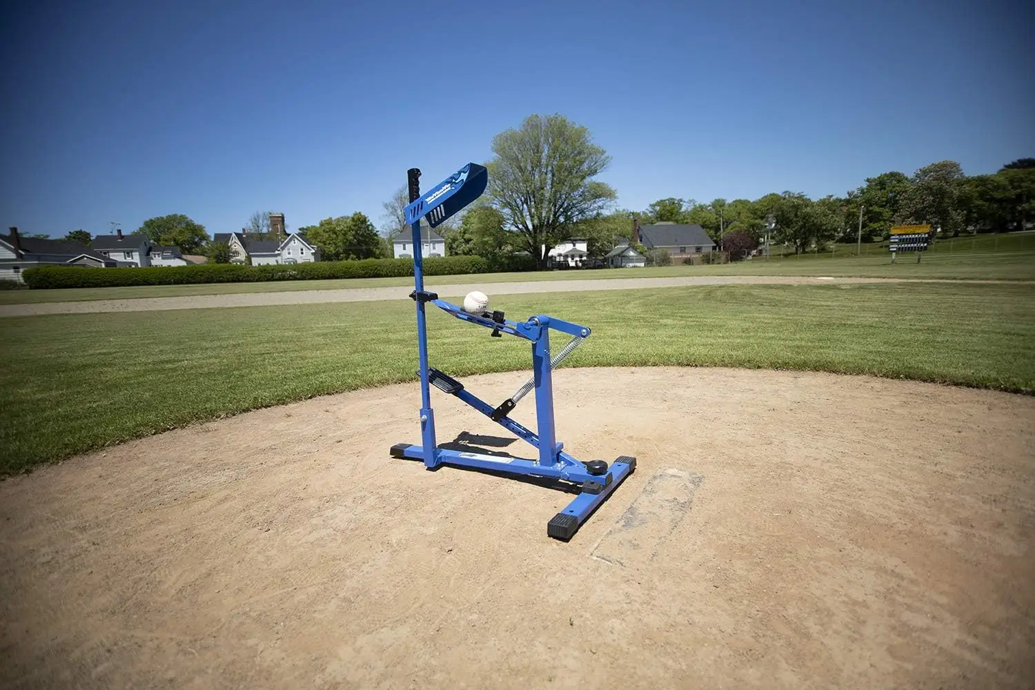 Chama Azul Pro Pitching Machine