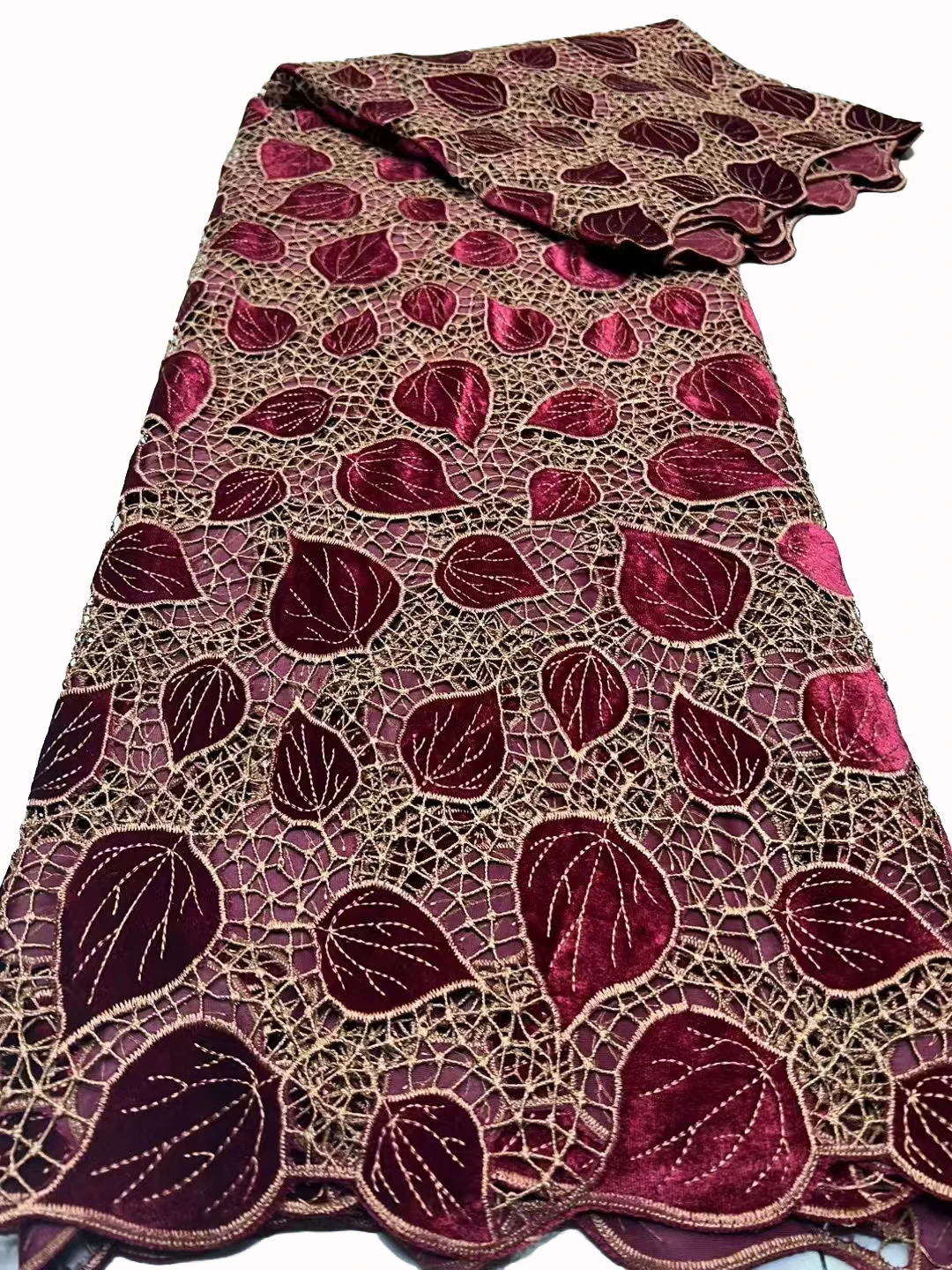 

Новое африканское кружево с вырезами в виде листьев, фланелевая вышивка, кружевное женское платье, модные ткани Cheongsam