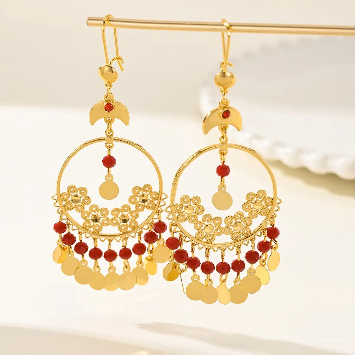 9999 gold fashion and exquisite = fringed agate and pearl earrings, featuring luxurious and high-end design
