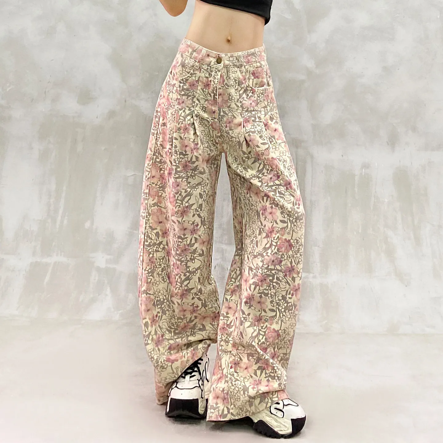 Floral Print Womens Jeans Washed Denim Wide Leg Pants High Waisted Relaxed Straight Cut for Summer Walks and Casual Dressing