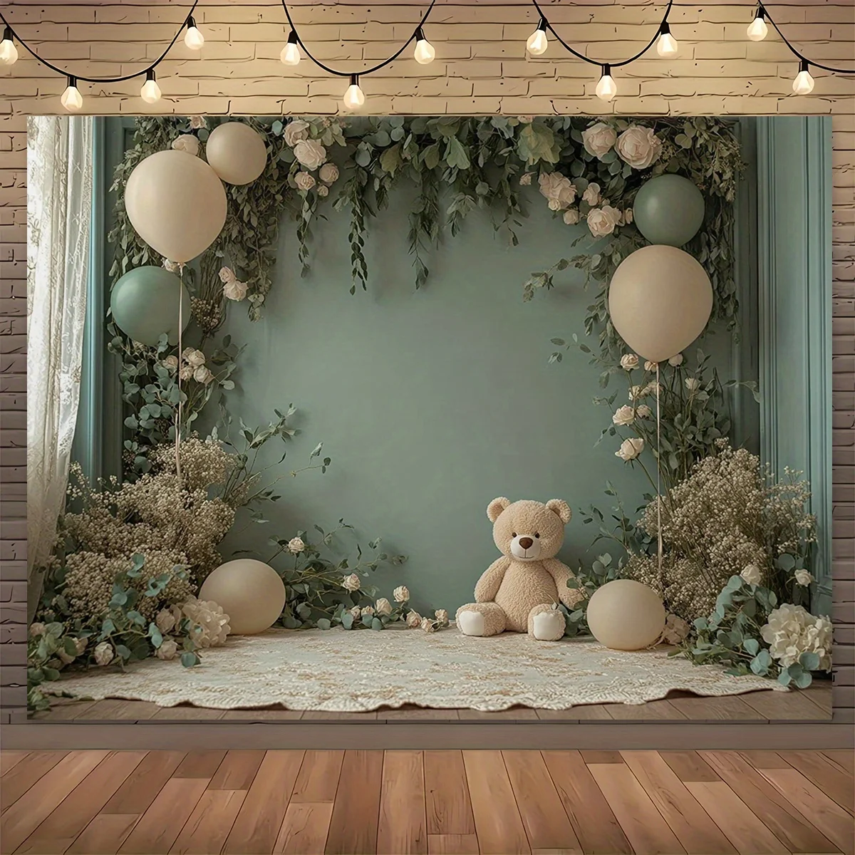 Ein eleganter Teddybär- und Ballonhintergrund, weich rosa-grün mit Blumenakzenten, für eine Geburtstagsfeier