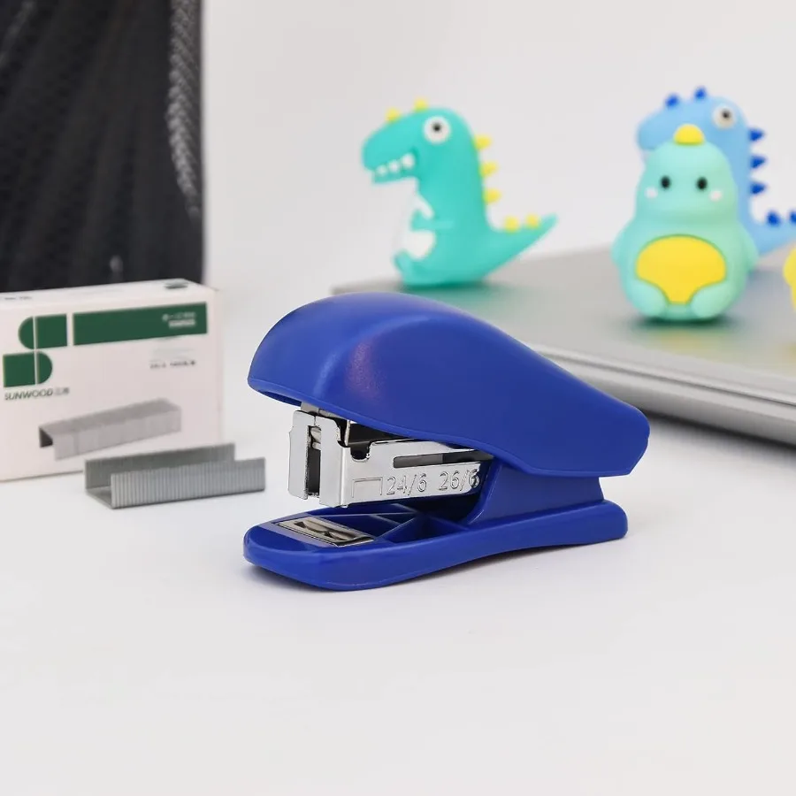 ミニホッチキス ステープル付き オフィスデスクトップホッチキス 25枚綴じ 小型ホッチキス 標準ステープル640本付き 持ち運びやすく収納しやすい