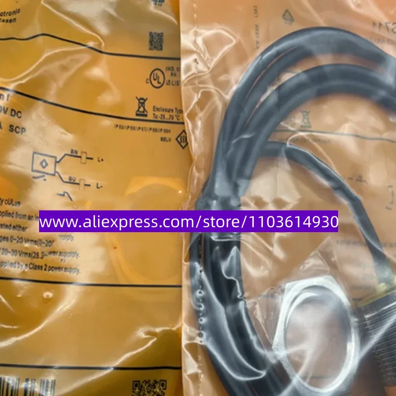 2PCS New Proximity Switch II5860 II5857 II5910 II5430 II5447 II5861 II5446 IIS711 IIS712 IIS711 IIS709 IIS715 IIS714 IIS713