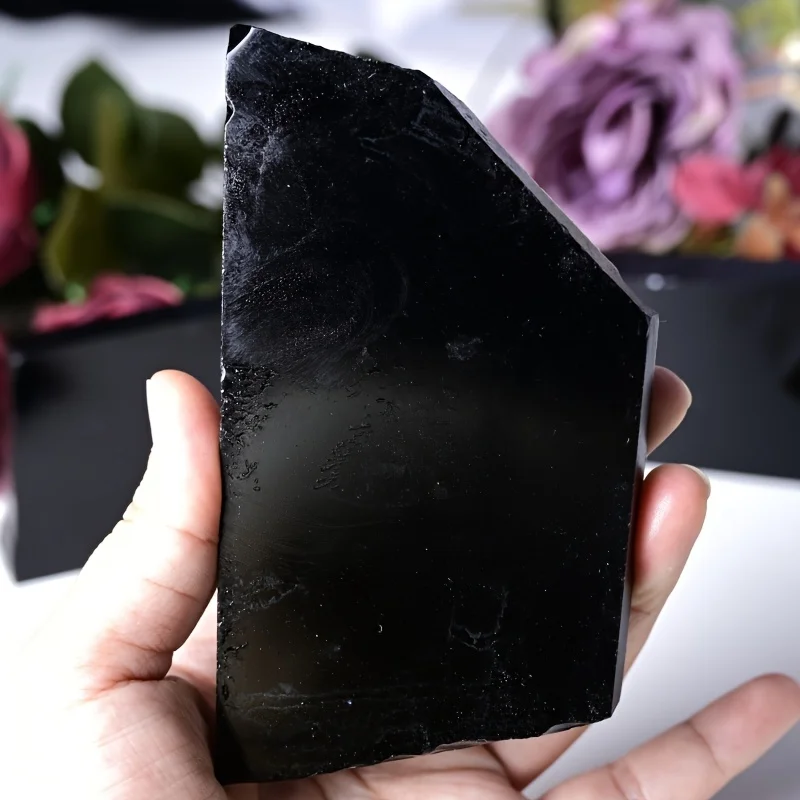 Natürliche Obsidian-Fliesen |   Polierter Stein mit einem tiefen schwarzen Glanz – ideal für Innen- und Bürodekoration, mineralbasiert, fleckenbeständig.