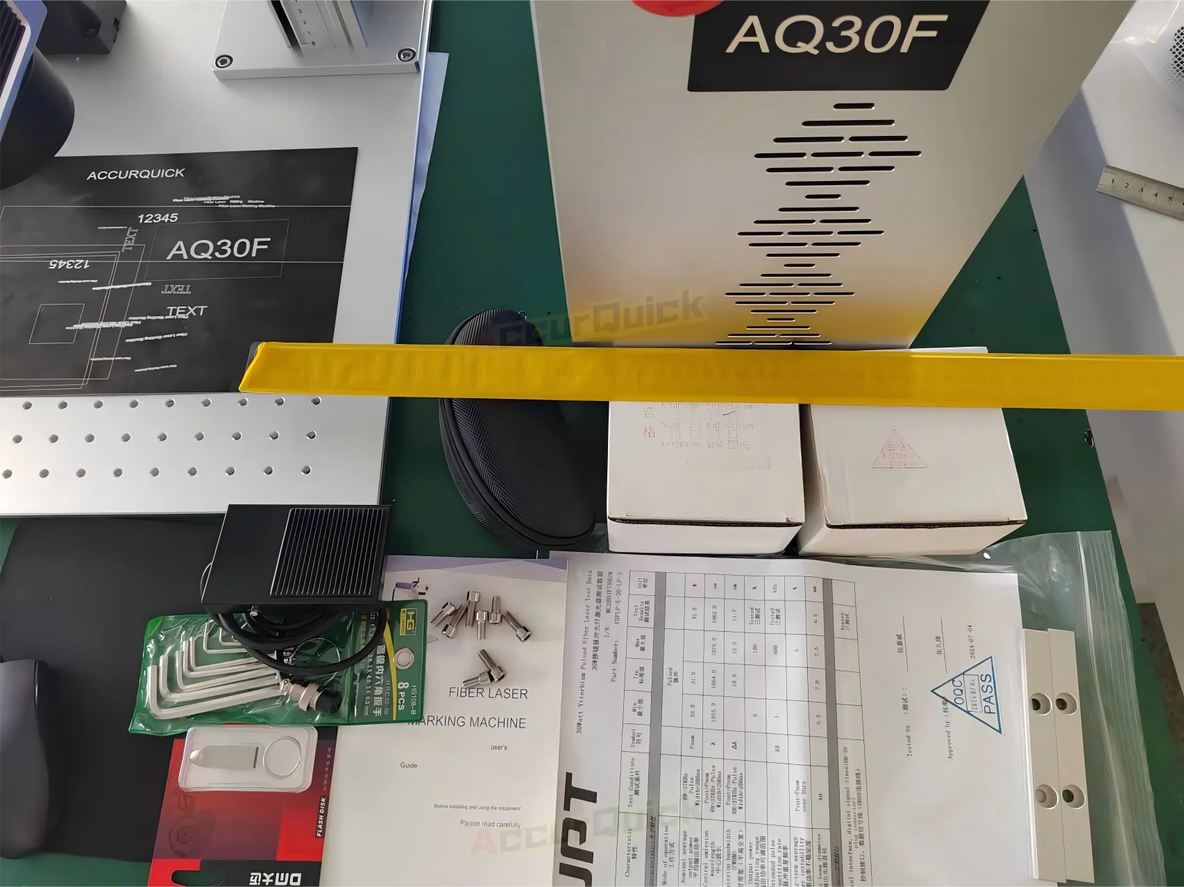 2025 New Metal Engraving Marking Machine Portable Fiber Laser 50W with Raycus Laser Source