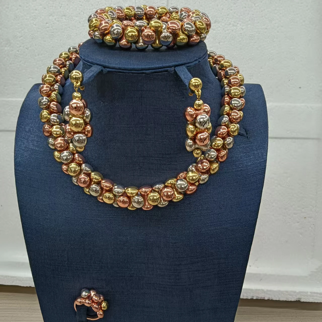 The Latest Three Tone Bead Shape Jewelry Set Popular Fashionable Necklace Bracelet Earrings Ring 4PC Jewellery for Wedding Party