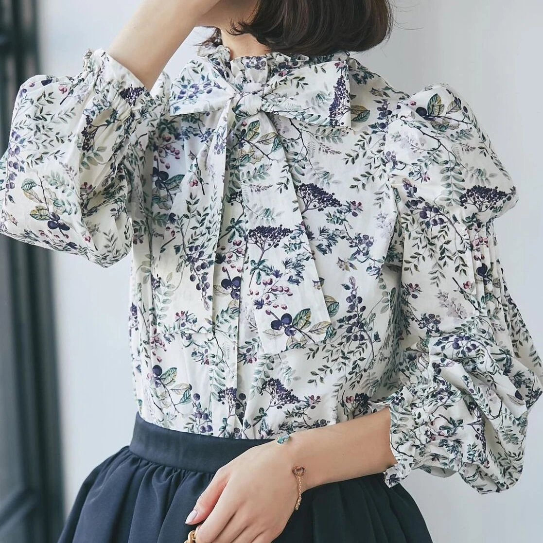 2024 Early Autumn New Japanese Vintage Floral Printed Blouse Women Sweet Bow Bubble Long Sleeve Shirts Elegant Chic Blusas Mujer