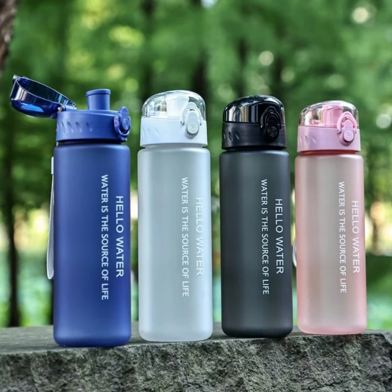 780ml Matte Frosted Sports Water Bottle Flip Top Leak Proof Portable Drinking Cup Outdoor Gym Travel Water Jug With Hand Strap