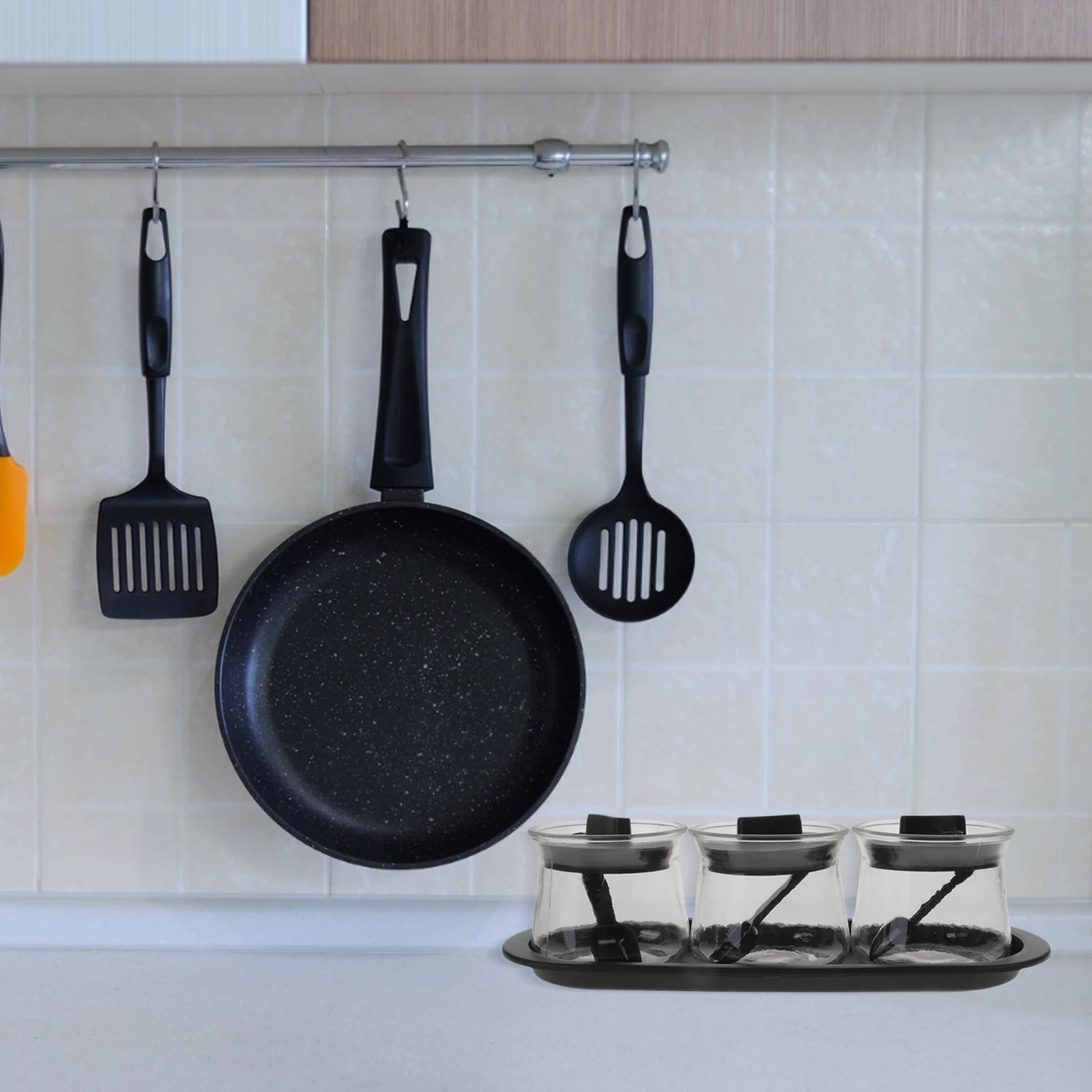 

3Pcs Condiment Container Glass Jars Long Life Elegant Countertop Storage Spices Kitchen Organizer Seasoning Bottle