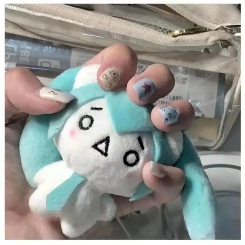New Cute Cartoon Virtual Singer Emoticon Co Branded Fufu Plush Doll 9Cm Prize Figure Bag Key Pendant Gift for Girls Fans