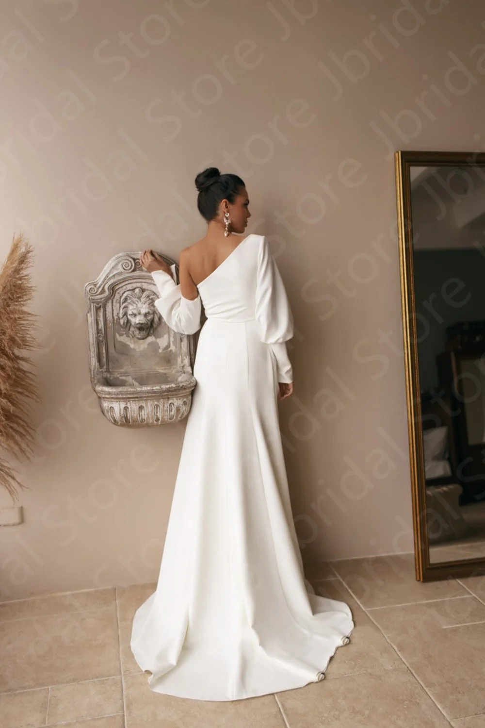 Simple Modern Long Sleeves Wedding Dresses Off Shoulder Bride  Side Split Bridal Gowns Beach  Gown Sweep Train