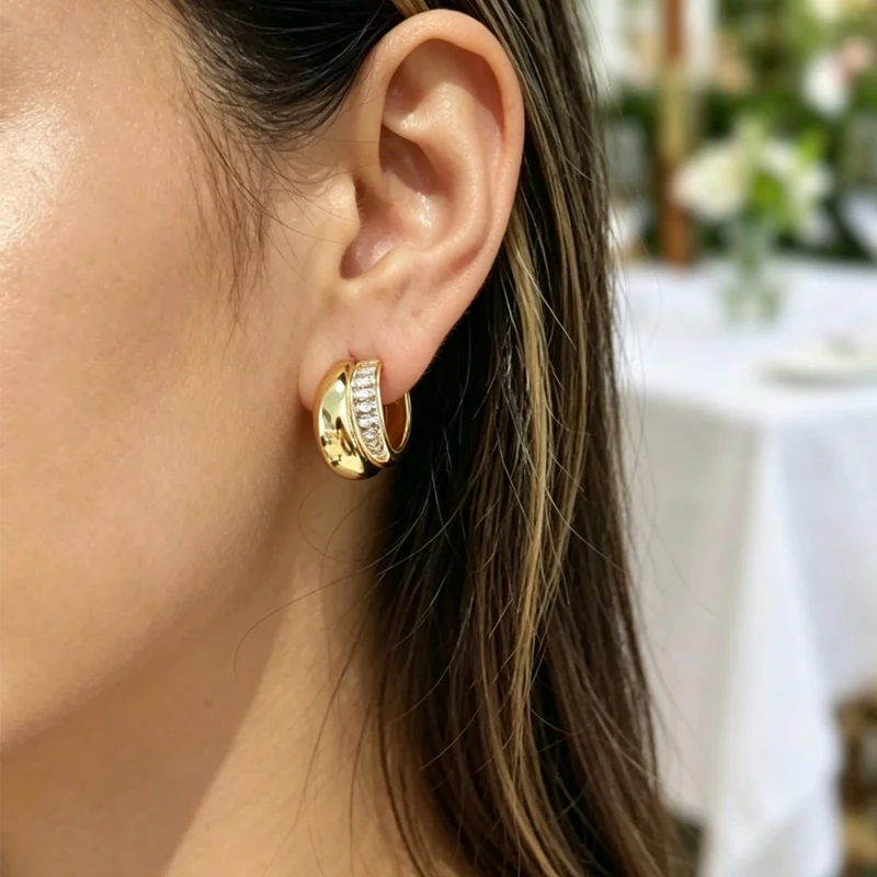 Trendy Simple Zircon Geometric Design Clip On Earrings For Women Non Pierced Ear Clips Fashion Versatile Daily Jewelry Gifts