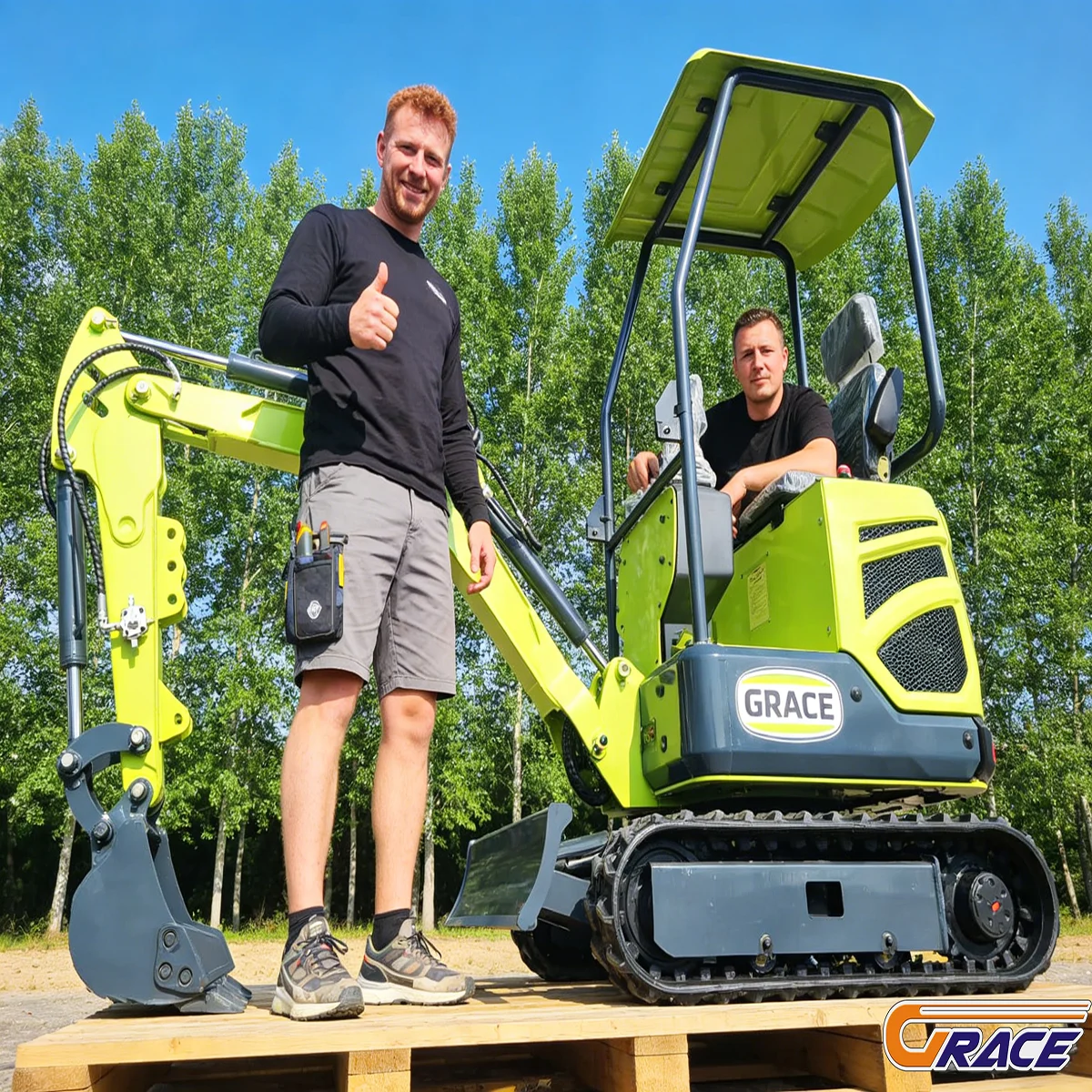 

Hot Sale 1.3 Ton Micro Excavator EPA Approved Crawler Digger for Home & Orchard