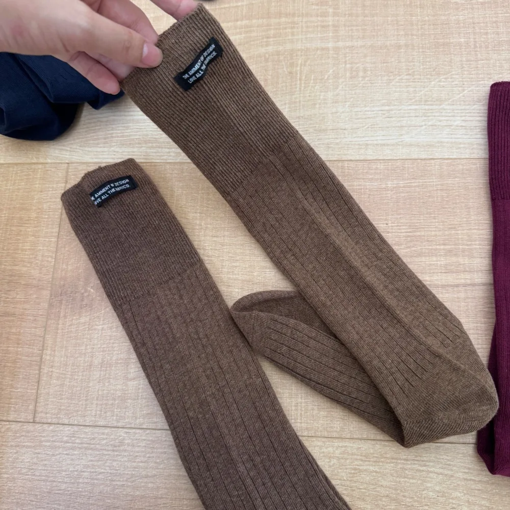 

Simple Japanese Style Women Stockings Breathable Solid Color Knee High Socks Thickened Calf Socks Winter