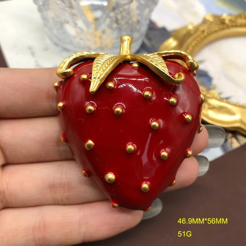 Vintage Gemstone Brooch Sweet Strawberry Clothing Pin Jewellery for Banquet Party Chest Decoration