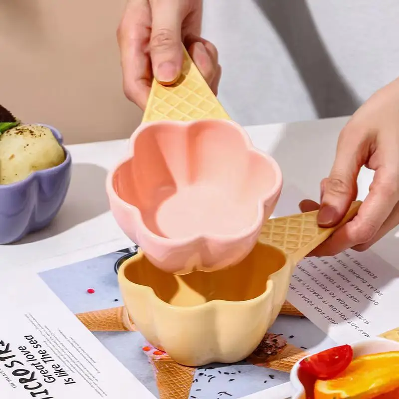 

Ice Cream Shaped Ceramic Bowl Plates Creative Cone Handle Dessert Fruit Bowl Dishes Saucer Cartoon Trinket Seasoning Dish