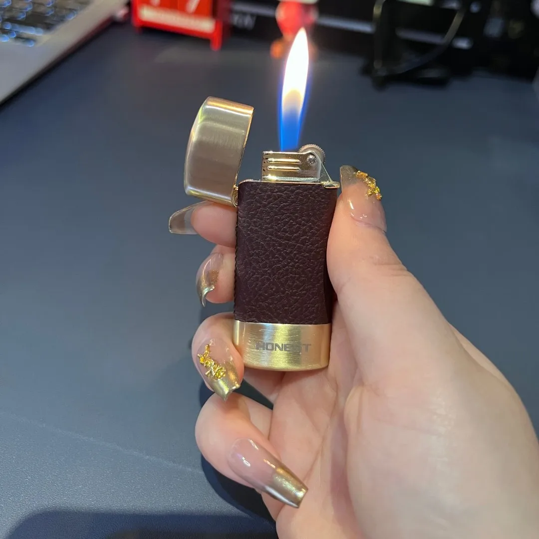 

Зажигалка в деловом стиле с кожаным сенсорным экраном, компактная и портативная для мужского подарка