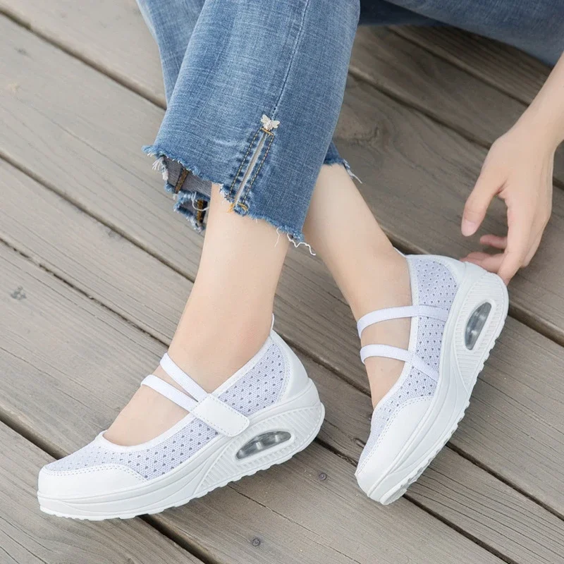 Summer Mesh Shoes Thick Sole Sponge Cake Shallow Mouth Old Men's Air Cushion Women's Rocking Comfortable