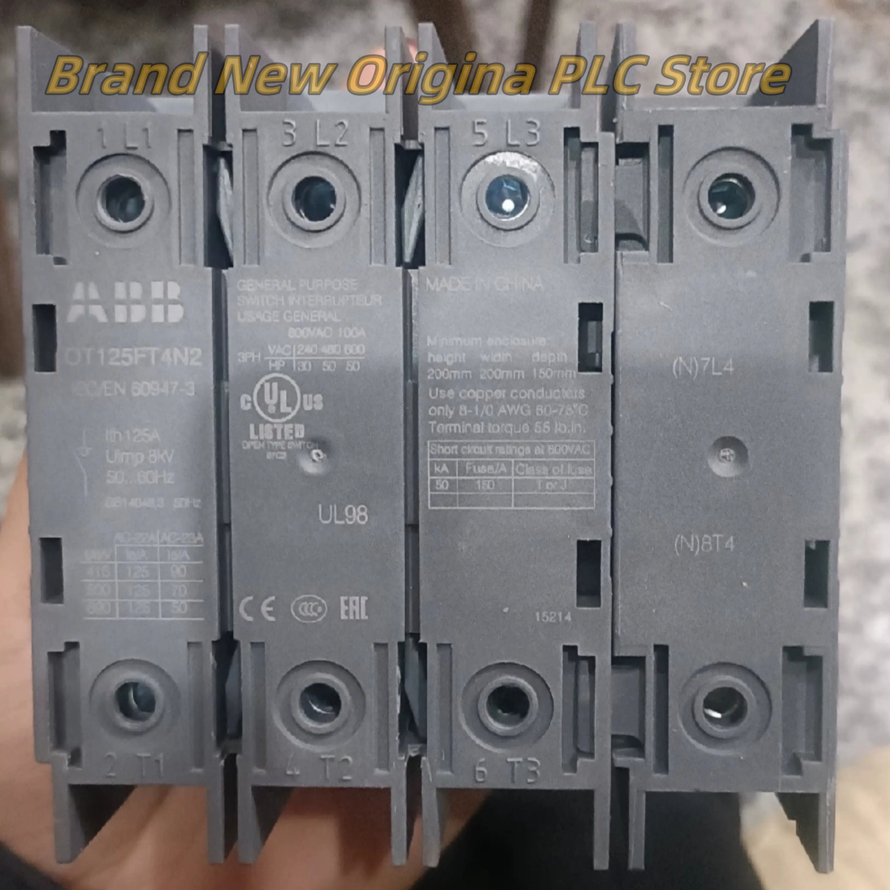 

OT125FT4N2 1SCA105066R1001 Новый OT160EV03K 1SCA120513R1001 Изолирующий переключатель оригинал