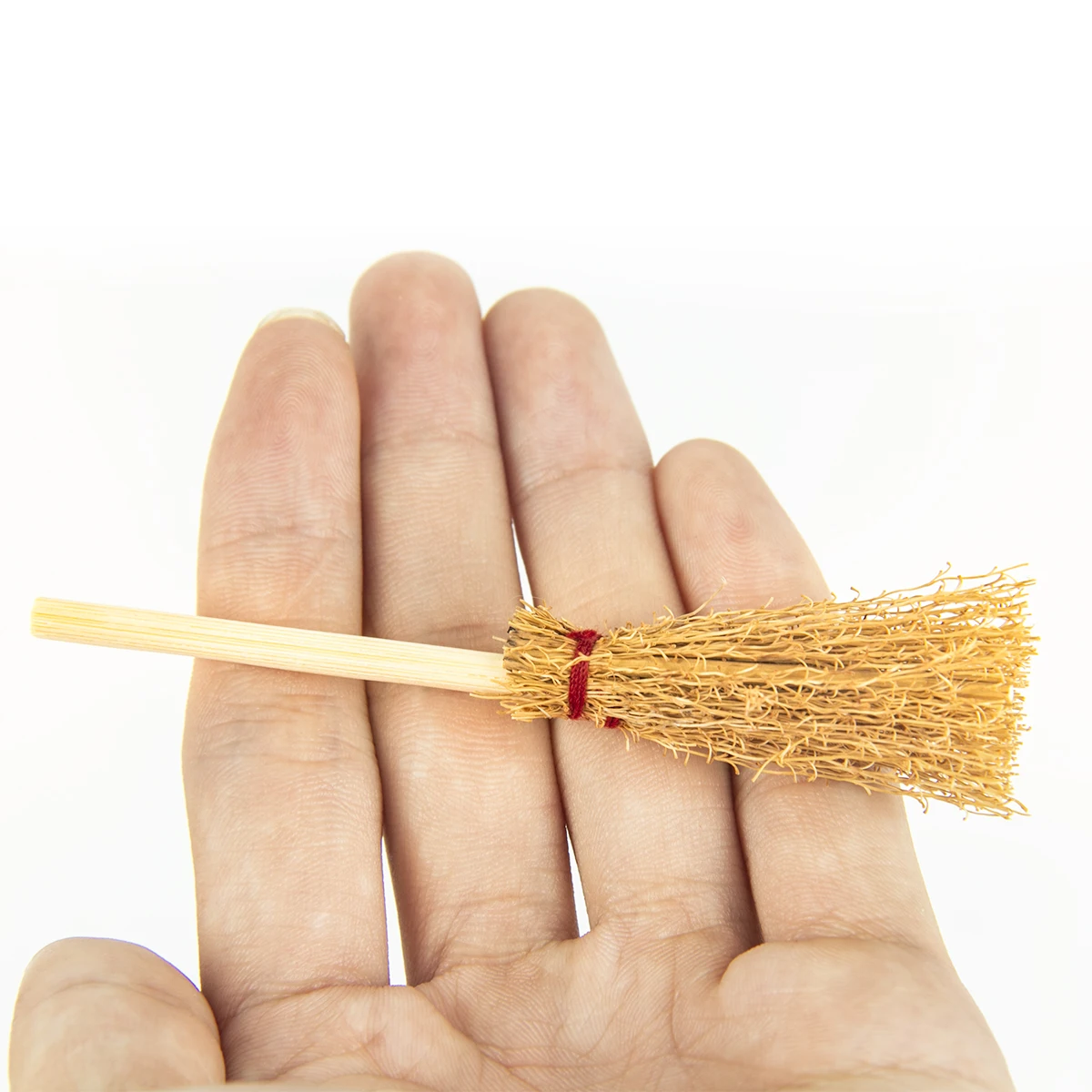 XUZOPIM Set De 12 Escobas Y Utensilios De Limpieza En Miniatura Para Casa De Muñecas – Decoración De Bambú Ecológica Para Muebles Y Accesorios