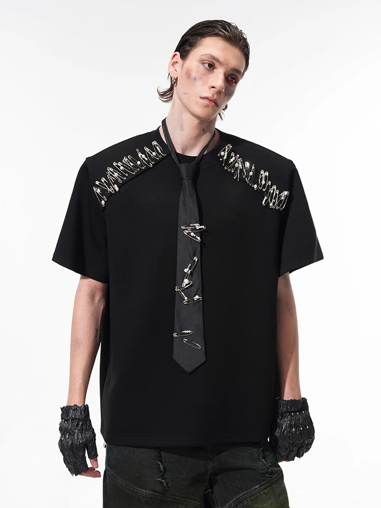 Fashion High-end Solid Color Pin Short-sleeve Tops Men's 2025 Summer New Niche Design Tees Boys Shoulder Pad Round Neck T-shirts