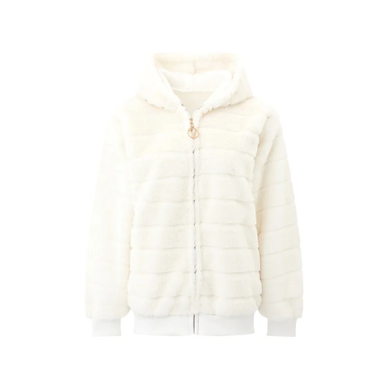 Elegant Retro Eco-Friendly Fur Jacket Coat for Women Trendy Outerwear High-End Feel Warm Winter 2026 Collection Fashionable