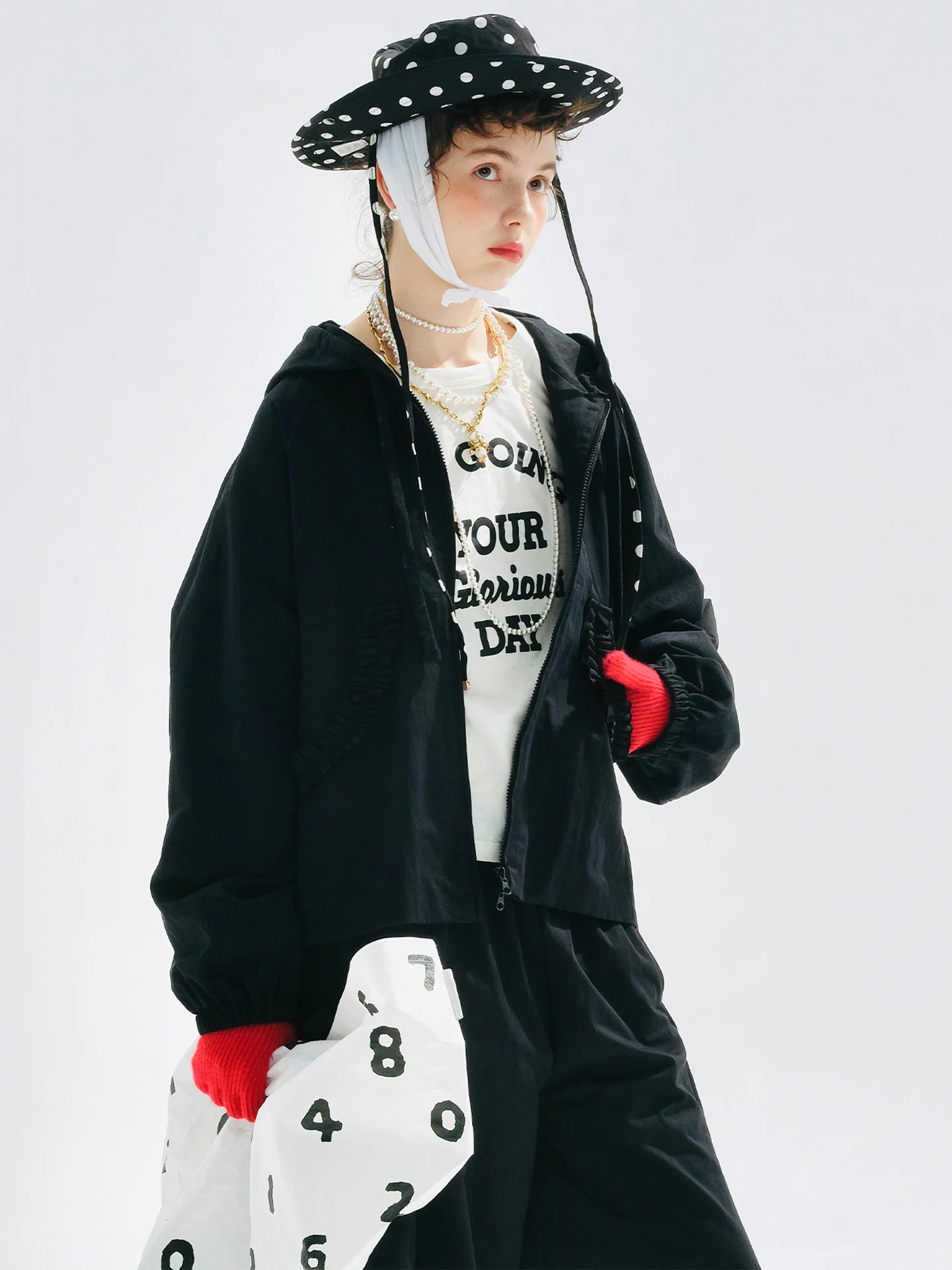 

Casual Black Hooded Jacket with Elastic Cuffs Great for Shopping and Hanging Out Effortlessly Cool 255128