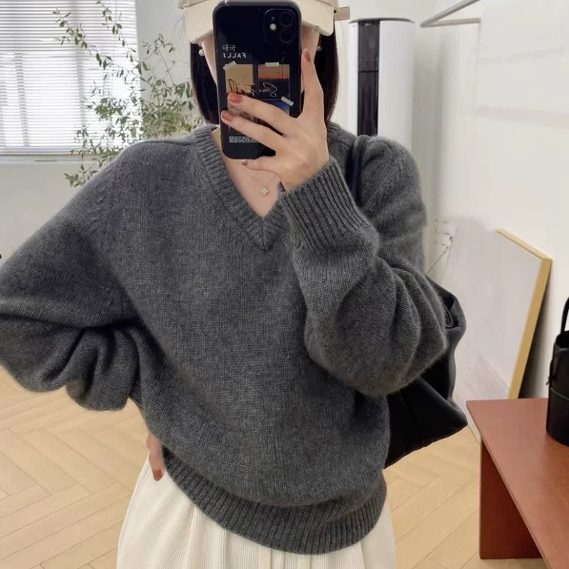 회색 V-neck 게으른 부드러운 찹쌀 너구리 벨벳 니트 스웨터 여성 겨울 가을과 겨울 내복 두꺼운베이스 탑