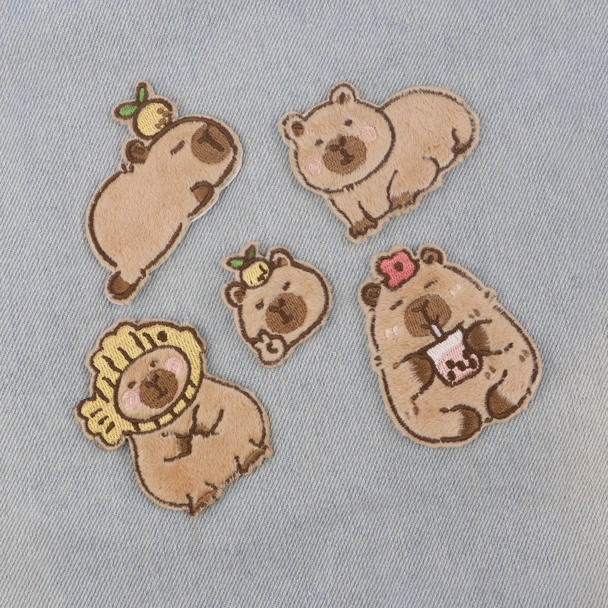 5pcs/set Cartoon Capybara Cute Brown Animal Embroidered Patches on Clothes Self-adhesive Cloth Sticker DIY Clothing Accessories