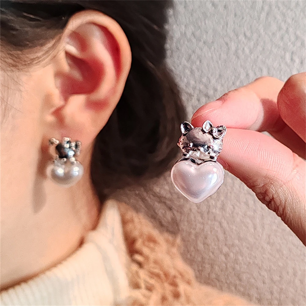 

New Creative Lovely Kitten Cat Earrings For Women Fashion Cat Pearls love Heart Stud Earrings Daily Party Jewelry Girls Gifts