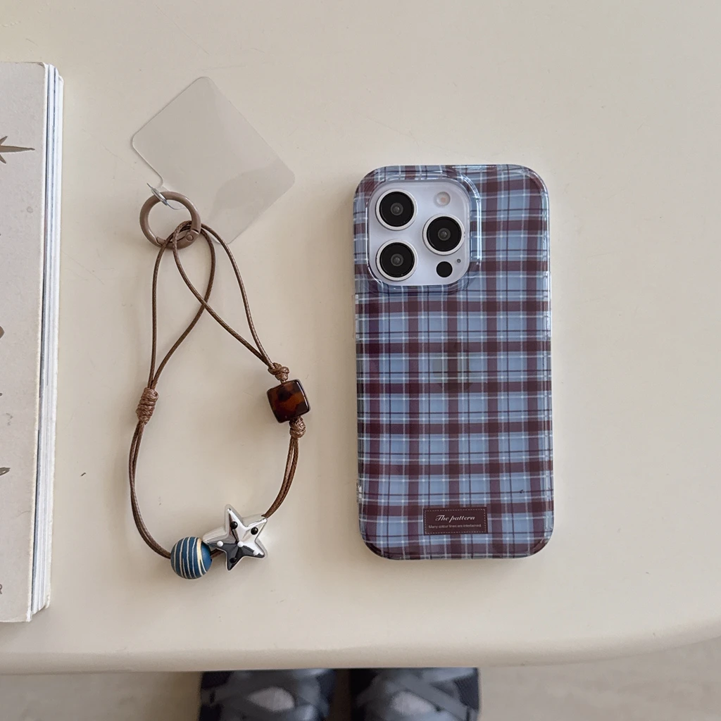 Funda protectora para teléfono con colgante de estrella, diseño de rejilla marrón y azul Simple avanzado, a prueba de golpes, para iPhone 16 15 14 Pro Max
