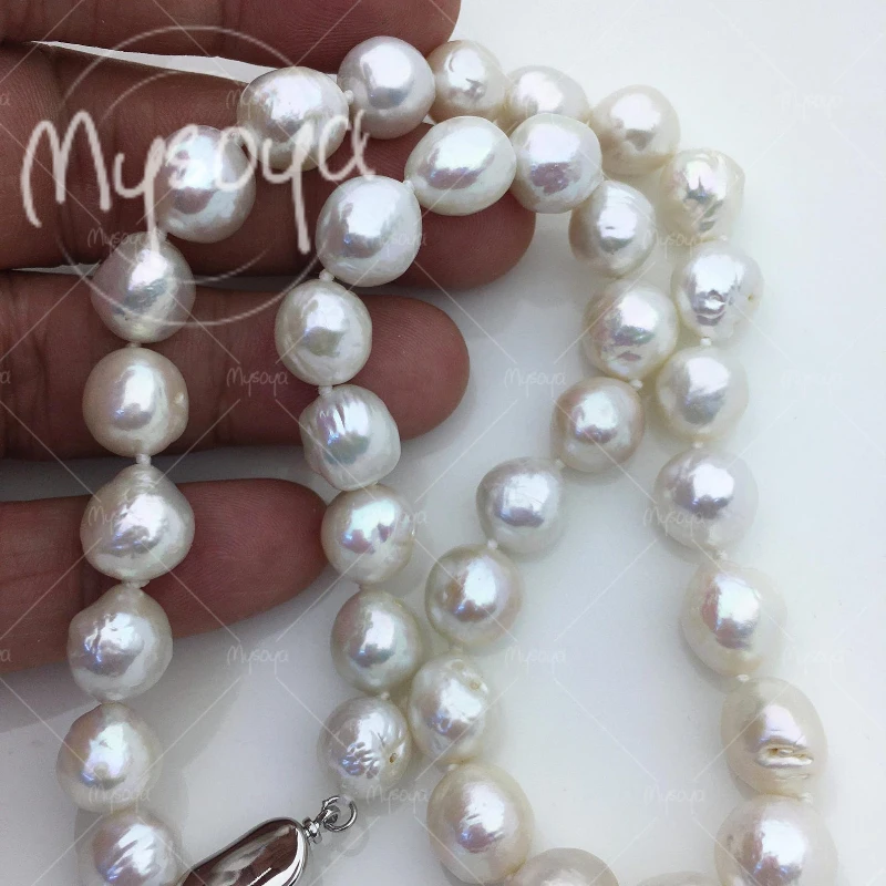 

MYSOYA 10-11mm White Baroque Pearl Necklace, Suitable for Birthday/ Anniversary/ Wedding/ Mother's Day/ Father's Day Gifts A1007