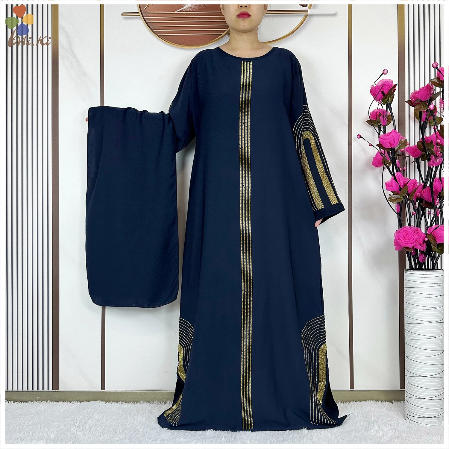 2024 Latest African Fashion Abaya Women Robe Gold Hot Diamond Slimming Dress Kaftan Robe Muslim Women Long Sleeve Clothing