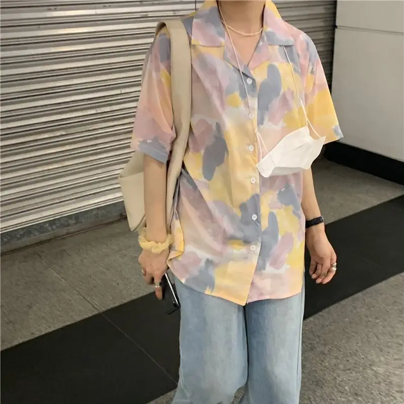 สไตล์ฮ่องกงลําลองแขนสั้นเสื้อผู้หญิงNiche Tie-Dye Top 2025 ฤดูร้อนใหม่เกาหลีรุ่นอเนกประสงค์